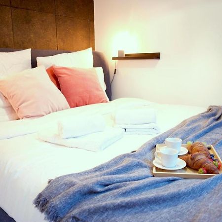 P&O Serviced Apartments Kinowa Warsaw Luaran gambar