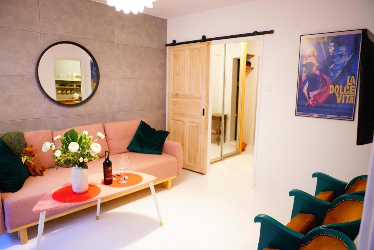 P&O Serviced Apartments Kinowa Warsaw Luaran gambar